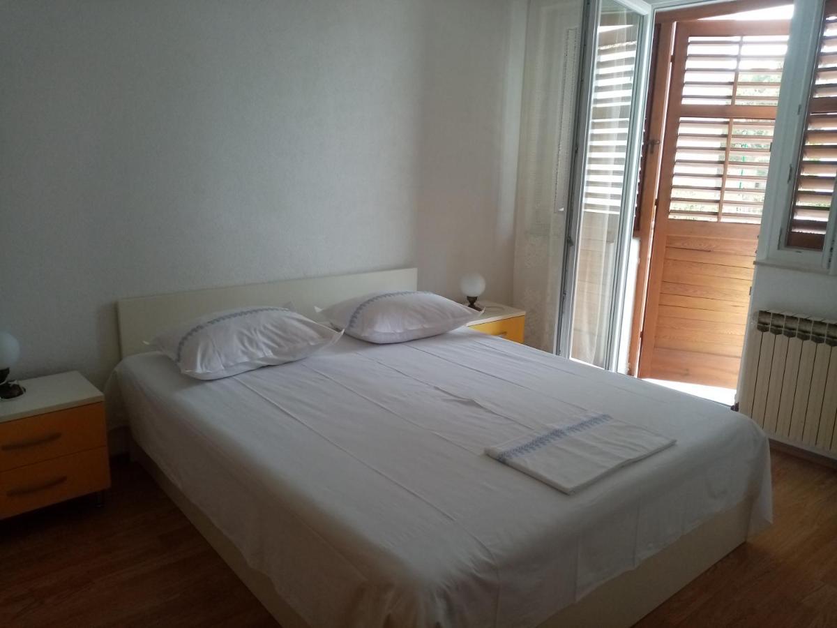 Apartments Iva Baška Voda المظهر الخارجي الصورة